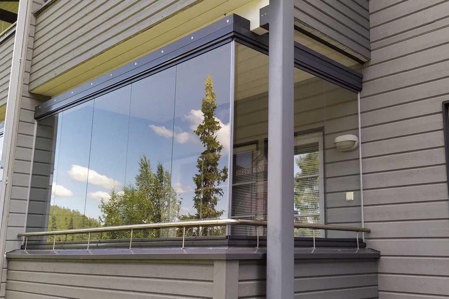 Loma-asunnon parvekelasit